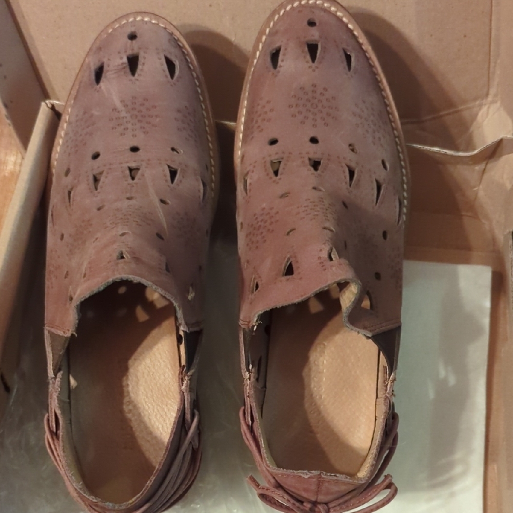 Musse & Cloud Tan Heeled Boots